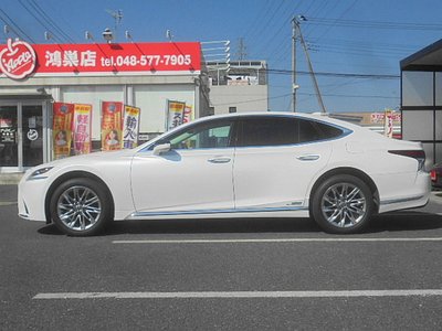 LEXUS LS - 10