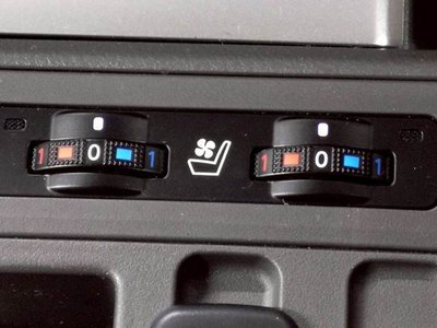 TOYOTA LAND CRUISER PRADO - 7