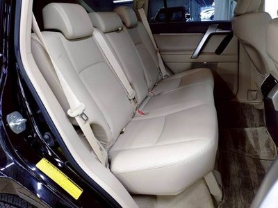 TOYOTA LAND CRUISER PRADO - 10