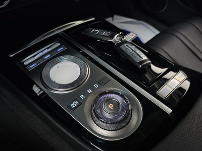 GENESIS G80 (RG3) - 9