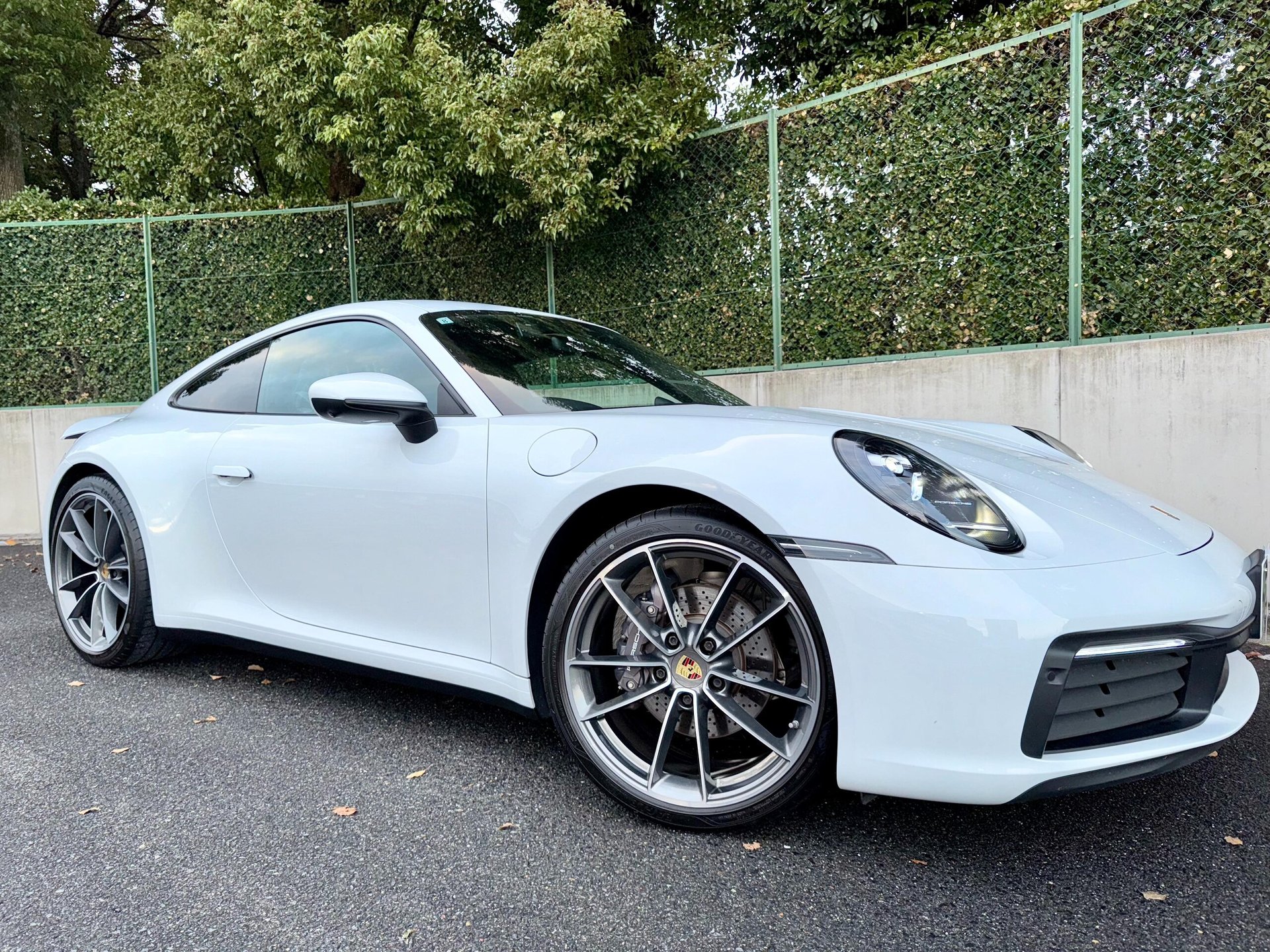 PORSCHE 911 - View 1