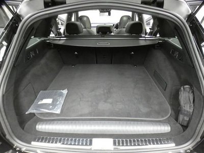 MERCEDES-BENZ E-CLASS - 9