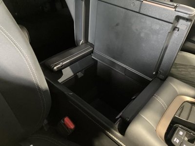 2025 TOYOTA ALPHARD thumbnail 35