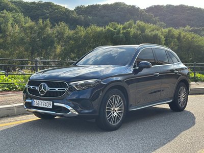 MERCEDES-BENZ GLC