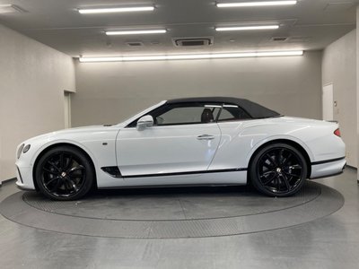 صورة 109 لـ 2019 Bentley CONTINENTAL