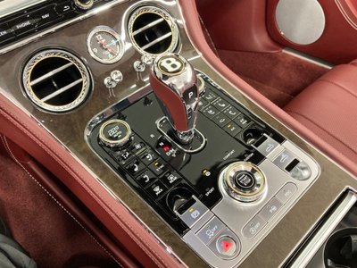 صورة 44 لـ 2019 Bentley CONTINENTAL