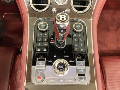 صورة 45 لـ 2019 Bentley CONTINENTAL