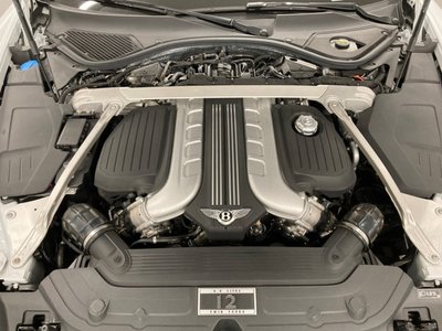 صورة 57 لـ 2019 Bentley CONTINENTAL