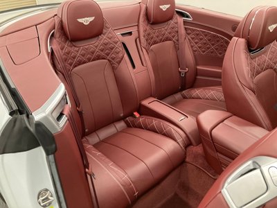 صورة 73 لـ 2019 Bentley CONTINENTAL