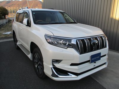 TOYOTA LAND CRUISER PRADO - 2