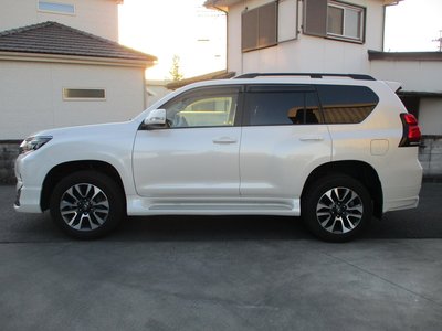 TOYOTA LAND CRUISER PRADO - 5