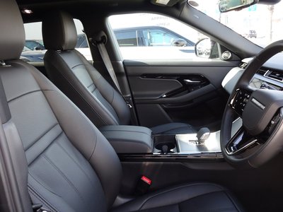 2025 LAND Rover RANGE ROVER EVOQUE — фото 11