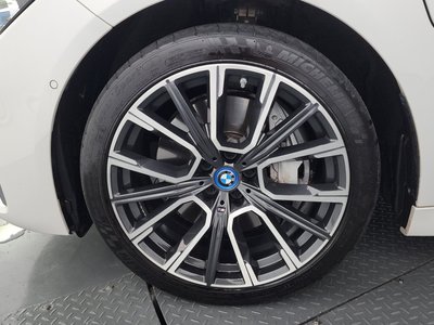 2022 BMW 7 SERIES photo 6