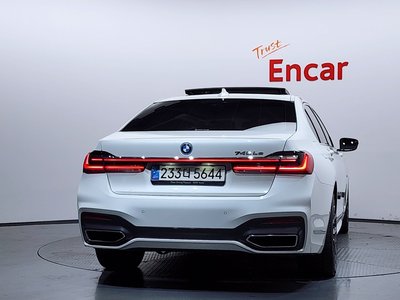 2022 BMW 7 SERIES photo 4
