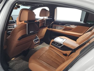 2022 BMW 7 SERIES thumbnail 11
