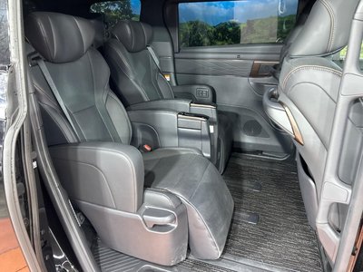 TOYOTA ALPHARD - 9