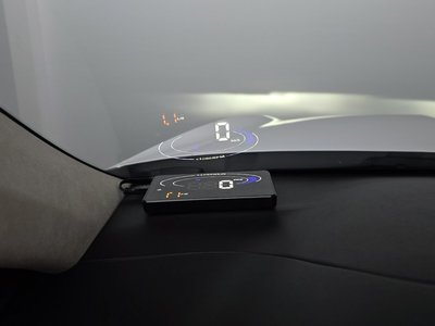 2021 Genesis GV70 — миниатюра 14