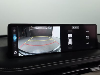 2021 Genesis GV70 — миниатюра 16
