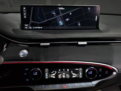 2021 Genesis GV70 — миниатюра 22