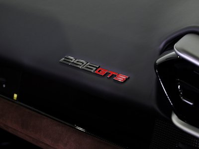 صورة مصغرة 32 لـ 2025 Ferrari 296 GTS