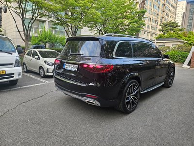 MERCEDES-BENZ GLS - 4