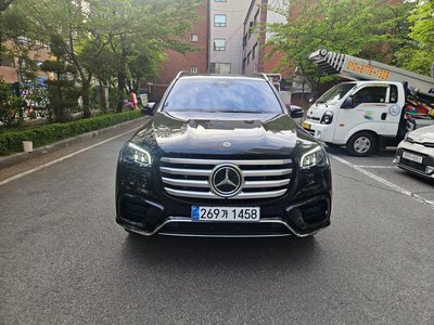 MERCEDES-BENZ GLS - 2