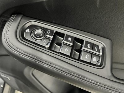 2025 Porsche MACAN — миниатюра 34
