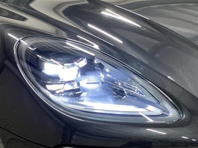2025 Porsche MACAN — миниатюра 12