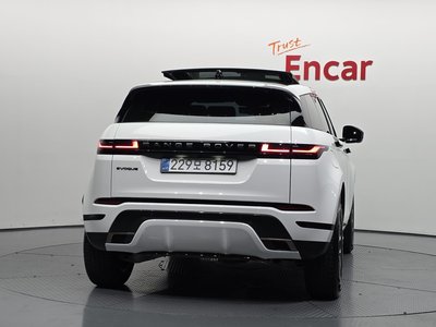 2025 LAND Rover RANGE ROVER EVOQUE — фото 4
