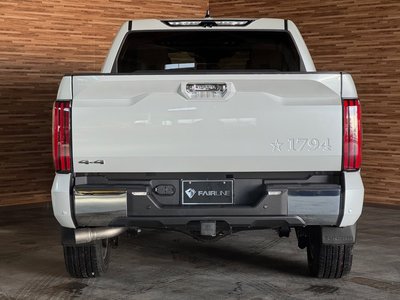 TOYOTA TUNDRA - 7