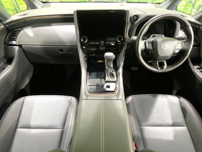 2025 Toyota ALPHARD 照片 2