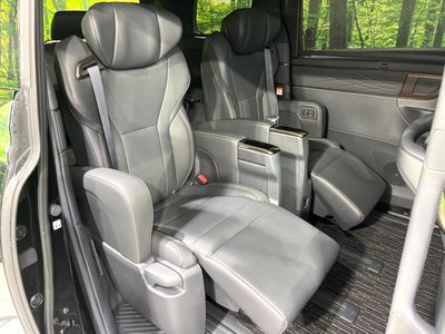 2025 Toyota ALPHARD 照片 9
