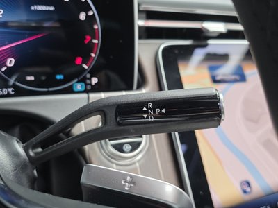 MERCEDES-BENZ E-CLASS - 9