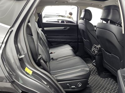 2021 Genesis GV80 — миниатюра 12