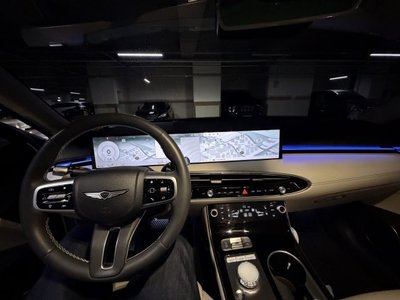 2025 Genesis GV70 — миниатюра 12
