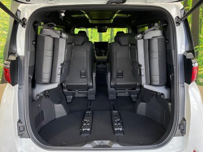 2025 TOYOTA ALPHARD — миниатюра 11