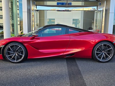 MCLAREN 720S - 2