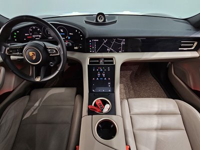 2022 Porsche TAYCAN photo 5