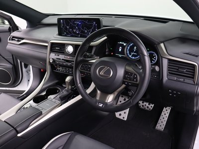 صورة مصغرة 14 لـ 2021 Lexus RX