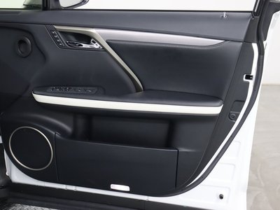 صورة 10 لـ 2021 Lexus RX