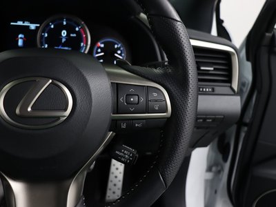 صورة مصغرة 16 لـ 2021 Lexus RX