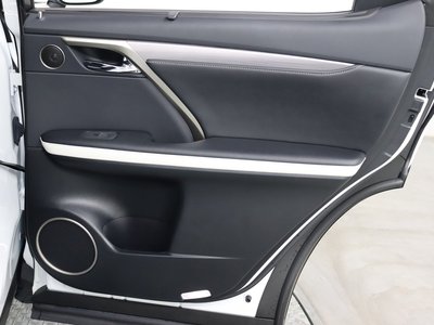 صورة مصغرة 18 لـ 2021 Lexus RX