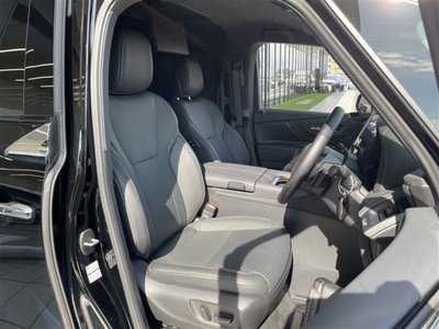 2025 Toyota ALPHARD thumbnail 14