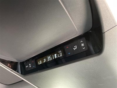 2025 Toyota ALPHARD thumbnail 29