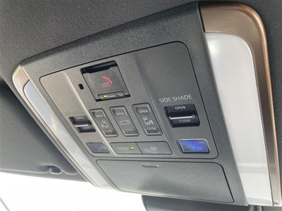 2025 Toyota ALPHARD — фото 10