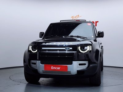 LAND ROVER DEFENDER - 2