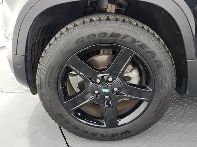 LAND ROVER DEFENDER - 6