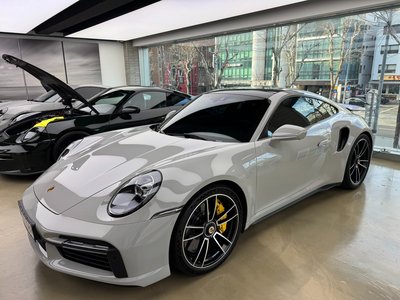 PORSCHE 911 - 5