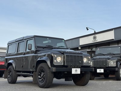 LAND ROVER DEFENDER - 3