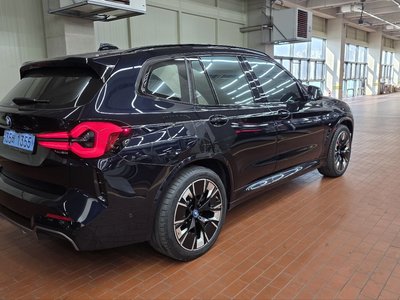 BMW IX3 - 5